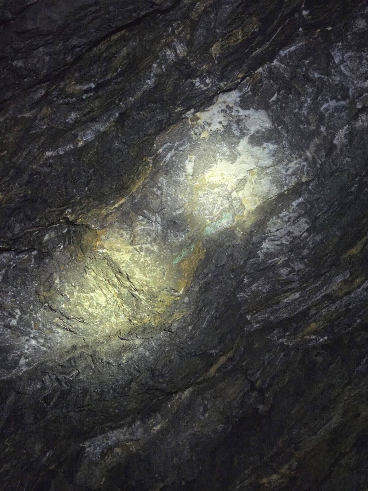 Maddens Reef Cu Zone